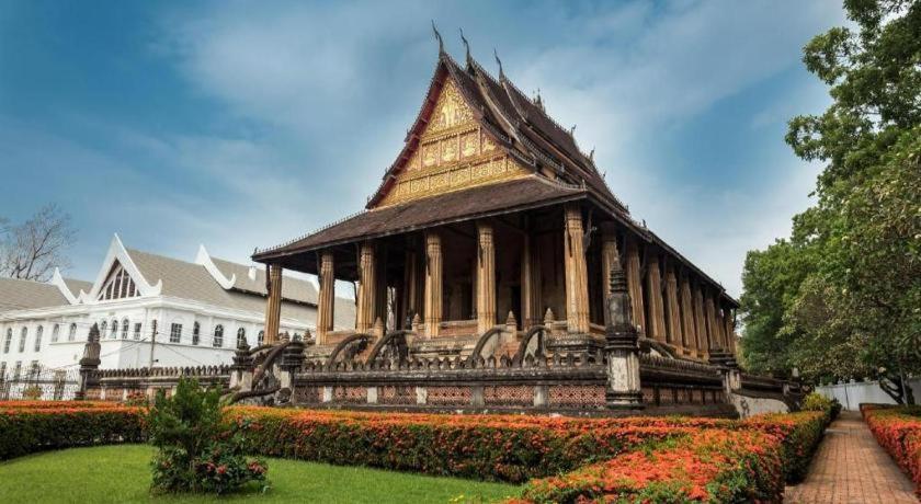 Moonlight Champa Hotel เวียงจันทน์ ภายนอก รูปภาพ